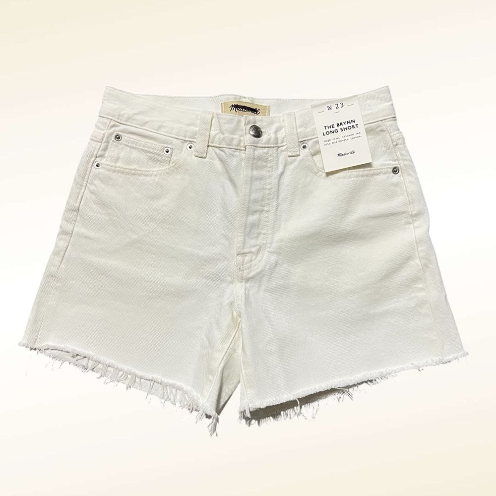 Madewell Brynn Long Short NWT Size 23 White Denim Button Fly High Rise Raw Hem
